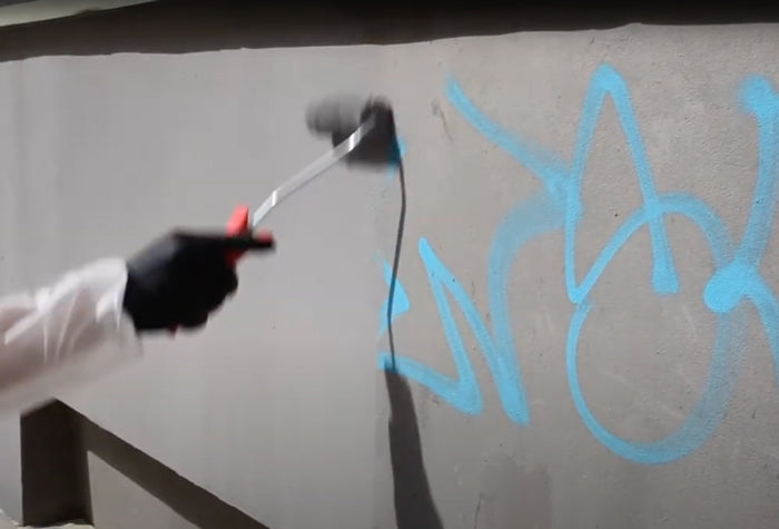 Video laden: Geen graffiti meer - wij laten de muren stralen